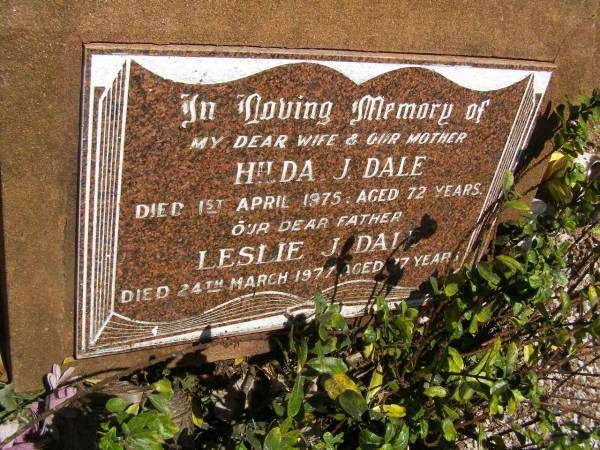 Hilda J. DALE,  | wife mother,  | died 1 April 1975 aged 72 years;  | Leslie J. DALE,  | father,  | died 24 Mar 1977 aged 77 years;  | Yarraman cemetery, Toowoomba Regional Council  | 