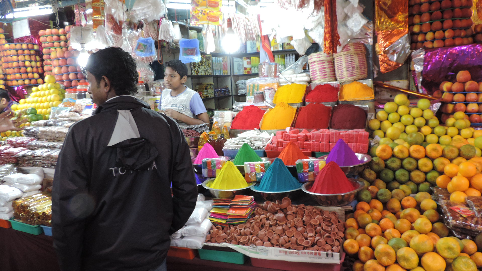 Mysore fruit, veg, spice and flower market