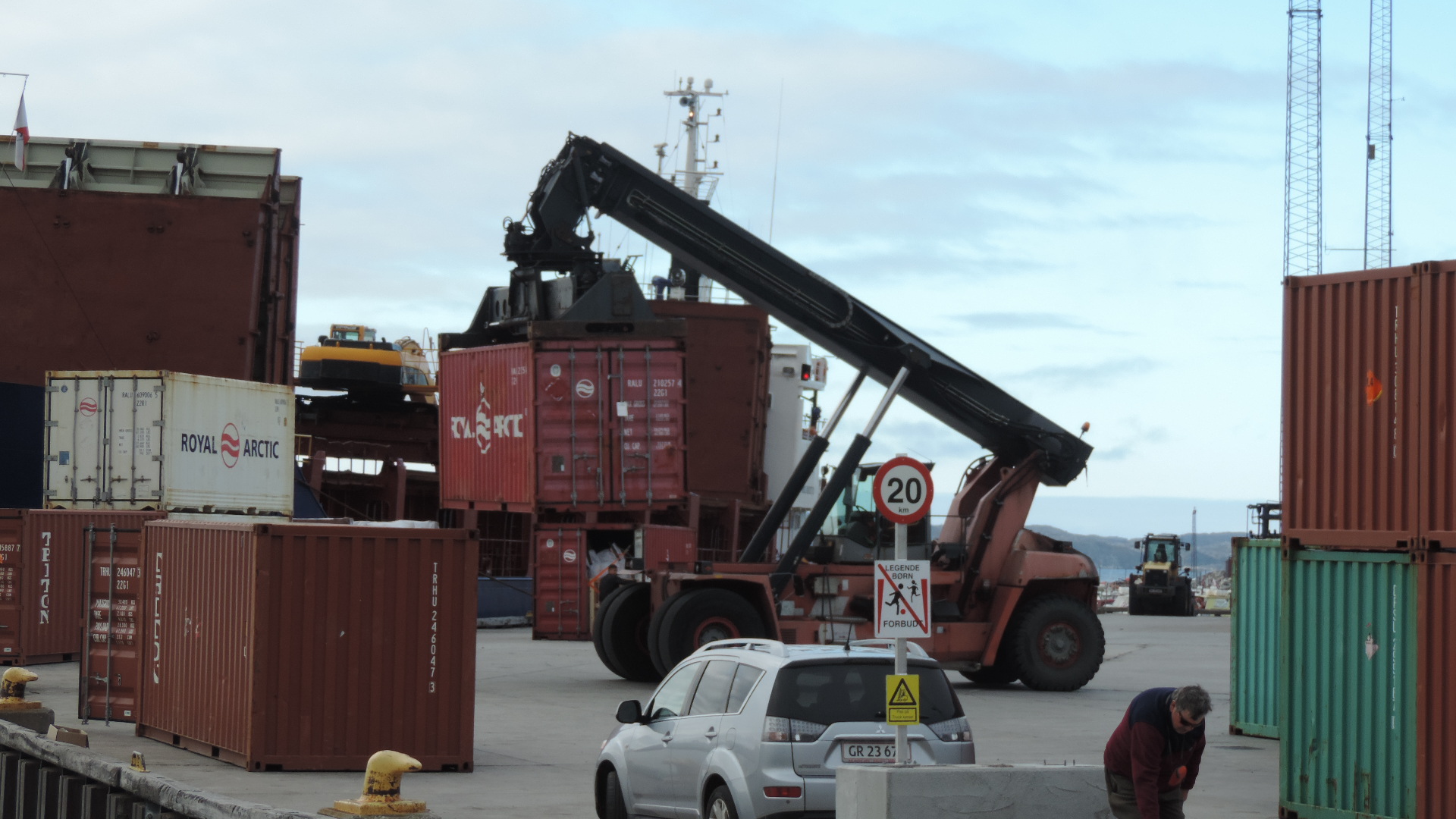 Qaqortoq working docks