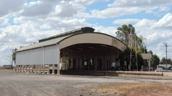 Winton covered railway station