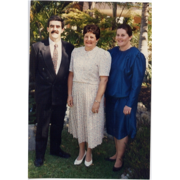 Dianne Armstrong, ?  | Margaret Armstrong, ?  | Graham Armstrong ?  |   | 