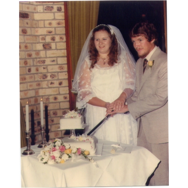 David Hugh Nicholas Horton, Kerry Anne Raymond  | 3 Dec 1983 at Staff Club University of Queensland  | 