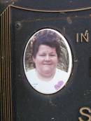 Sylvia Tracy LESCHKE (Groves),
07-02-1937 - 22-02-1998 aged 61 years,
wife mother mother-in-law
grandmother great-grandmother;
Caffey Cemetery, Gatton Shire