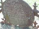 Julianna SCHULTZ
geb 13 Nov 1889, gest 7 Oct 1904
Ruks Ganst ?
IN DEINER GRUST ?
Bes dick dein ?
Erlueber Rust ?
Kalbar Catholic Cemetery, Boonah Shire