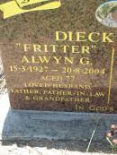 DIECKMANN;
Fritter Alwyn G.,
15-3-1927 - 20-8-2004 aged 77,
husband father father-in-law grandfather;
Kalbar General Cemetery, Boonah Shire