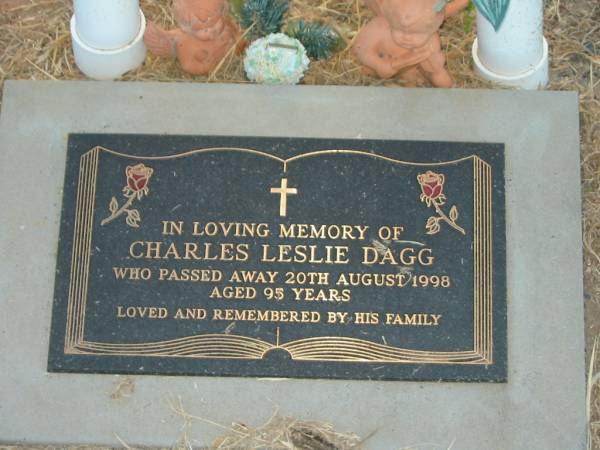 Charles Leslie DAGG,  | died 20 Aug 1998 aged 95 years;  | Killarney cemetery, Warwick Shire  | 