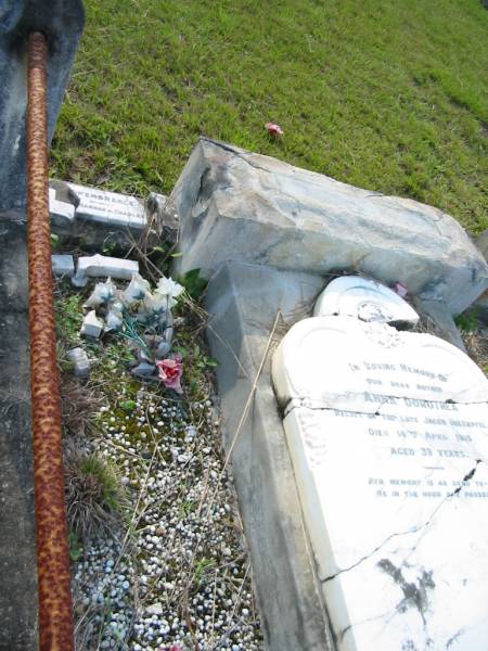 Jacob HOLZAPFEL  | (husband of Anna Dorathea HOLZAPFEL)  | b: 19 Apr 1863, d: 26 May 1907  | Anna Dorothea  | (relict of Jacob HOLZAPFEL)  | d: 14 Apr 1913, d: 39  |   | Hannah and Charles  |   | Mt Cotton / Gramzow / Cornubia / Carbrook Lutheran Cemetery, Logan City  |   | 