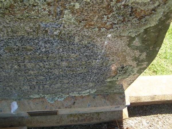 Elizabeth Ann PIRIE,  | mother,  | died 29 Jan 1957;  | Robert Hill PIRIE,  | father,  | died 29 Aril 1957;  | Alexander L.F. PIRIE,  | born Brisbane 18-10-1913,  | died Sandgate 7-6-2003;  | Jessie Eileen PIRIE (nee LOUGHEED),  | born Yarraman 26-3-1912,  | died Sandgate 7-5-1998;  | Yarraman cemetery, Toowoomba Regional Council  | 