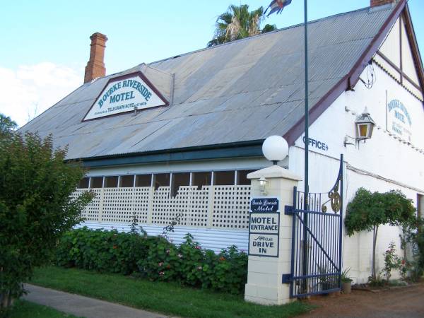 The historic Riverside Motel,  | formerly Telegraph Hotel,  | Bourke, New South Wales  | 