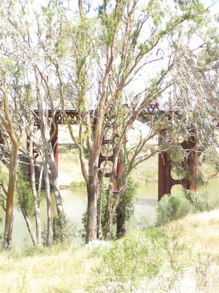 Old lifting bridge at North Bourke  | over Darling River,  | New South Wales  | 