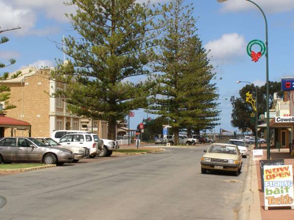 Main street of Cowell,  | Eyre Peninsula,  | South Australia  | 