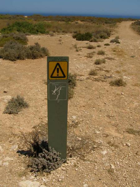 More cliffs of the Great Australian Bight,  | but just as deadly,  | Nullarbor Plain,  | Eyre Highway,  | South Australia  | 