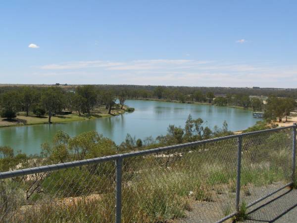 Murray River near Waikerie?,  | South Australia  | 